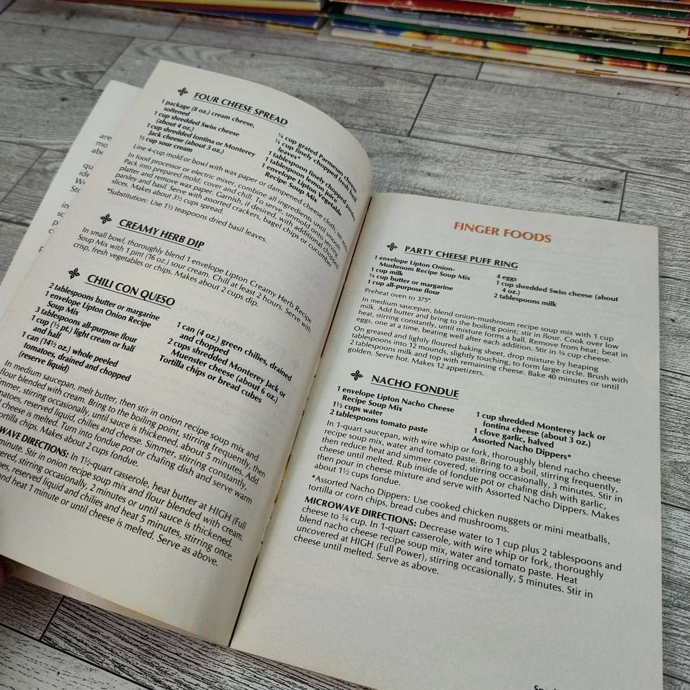Lipton‎ Creative Cookery Cookbook 1987 Booklet Soup Mix Recipes 80s Vintage